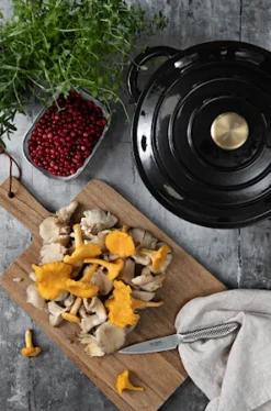 Nordwik Støbejernsgryde 5 L, Emaljeret Sort 10 Nordwik Støbejernsgryde 5 L, Emaljeret Sort -KitchenTime butik 017abb72 9297 437f a68f 8cfb951dffa7