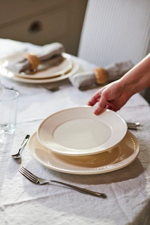 Nordwik Fålhagen Porcelænssæt 16 Dele, Sand 5 Nordwik Fålhagen Porcelænssæt 16 Dele, Sand - Billede 5