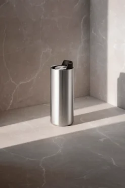 Eva Solo Urban To Go Cup Recycled Sort -KitchenTime butik d16d3dae d553 4cc4 b739 565dd8cb0068