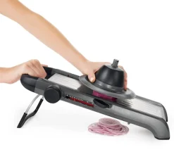 OXO Good Grips Chef’s Mandolin 2.0 -KitchenTime butik d3dfe1bc 5069 426c 9a2a 50221b267d0f