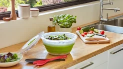 Tefal Salatslynge Foldbar Grøn -KitchenTime butik fa50dc3f 3d4d 4e04 9227 6515eb9369ca